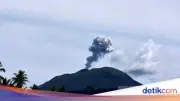 Gunung Ibu di Malut Erupsi Pagi Ini, Tinggi Kolom Abu Capai 800 Meter