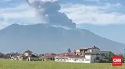 Gunung Marapi Erupsi Sabtu Pagi, Semburkan Abu Vulkanik Setinggi 2.000 Meter