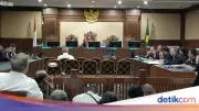 Hakim Larang Sidang Vonis Kasus Korupsi LNG Disiarkan Live