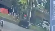 Ibu Penyapu Jalan di Bekasi Jadi Korban Tabrak Lari, Pelaku Kabur