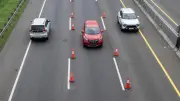 Jasamarga Terapkan Contraflow di Tol Japek untuk Lancarkan Pemeliharaan Jalan