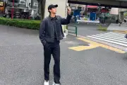 Kim Soo Hyun Muncul Kurus dan Kelelahan, Saksi Mata Khawatir
