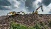 Kisah Warga Hidup Sejengkal dari Gunung Sampah Bantargebang, Bau Menyatu dengan Nafas