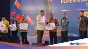 Pemprov Sulsel Raih Penghargaan Creative Financing Terbaik 1
