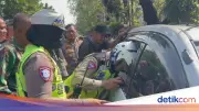 Pengemudi Tewas dalam Mobil di Jakbar, Obat-obatan Ditemukan di Dashboard