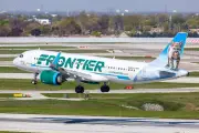 Pria Tewas Tertabrak Pesawat di Bandara Denver, Evakuasi Massal