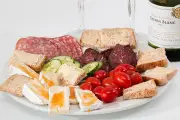 Protein Fondasi Harian untuk Tubuh Kuat dan Bertenaga