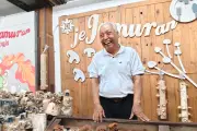 Ratidjo, Pemilik Jejamuran Usia 82 Tahun yang Tetap Semangat