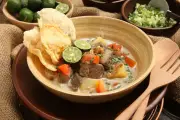 Resep Soto Betawi Daging Sapi Spesial, Lezat dan Menggugah Selera