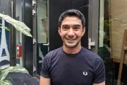 Reza Rahadian Perlakukan Aktor Tunanetra Seperti Aktor Lain