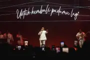 Sammy Simorangkir Sukses Gelar Konser 20 Tahun Karier di Tennis Indoor Senayan