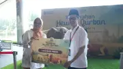TelkomGroup Salurkan 910 Hewan Kurban untuk Warga di Berbagai Daerah