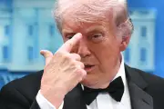 Trump Hentikan Sementara Operasi Militer Project Freedom di Selat Hormuz