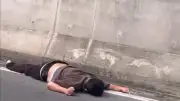 Viral Pria Tergeletak di Tol Cawang Diduga Bunuh Diri, Polisi Selidiki