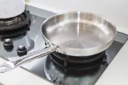 Waspada! Bahan Makanan Ini Tak Boleh Dimasak di Wajan Aluminium