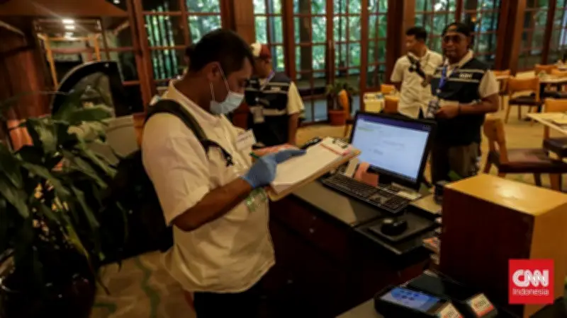 102 Eks Pekerja Hotel Sultan Lapor ke Posko PPKGBK Usai Eksekusi
