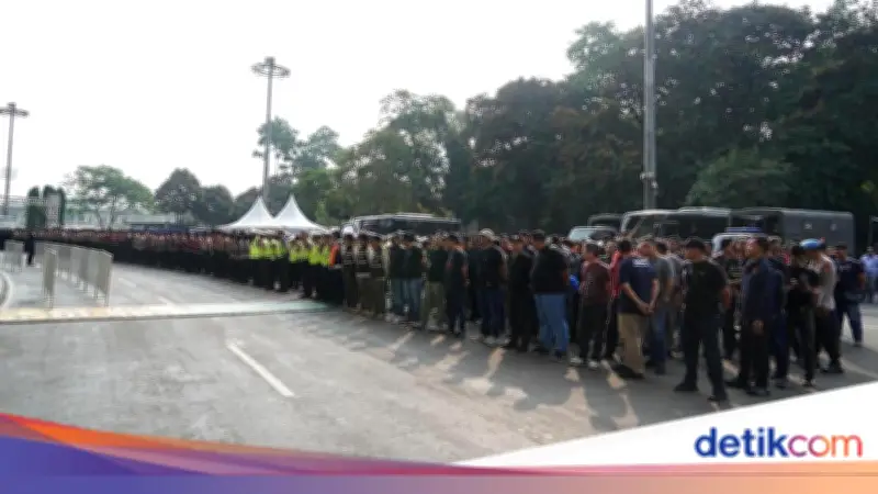 1.400 Personel Gabungan Amankan Laga Indonesia vs Oman di GBK