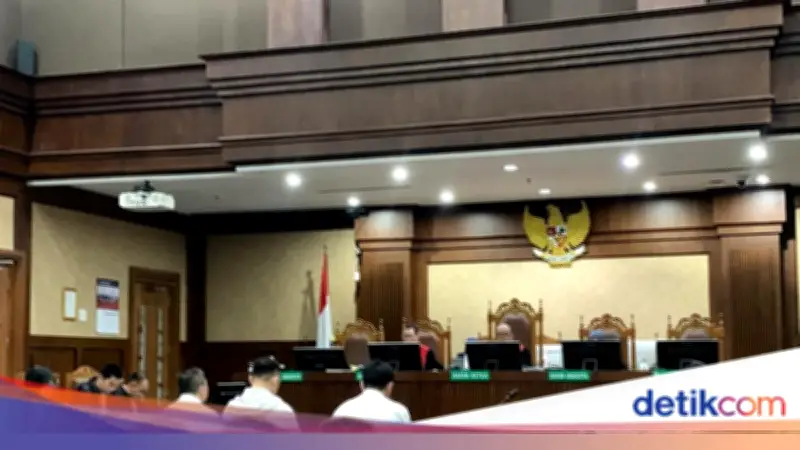 3 Petinggi Blueray Cargo Dituntut 2,5-3 Tahun Penjara Kasus Suap Bea Cukai