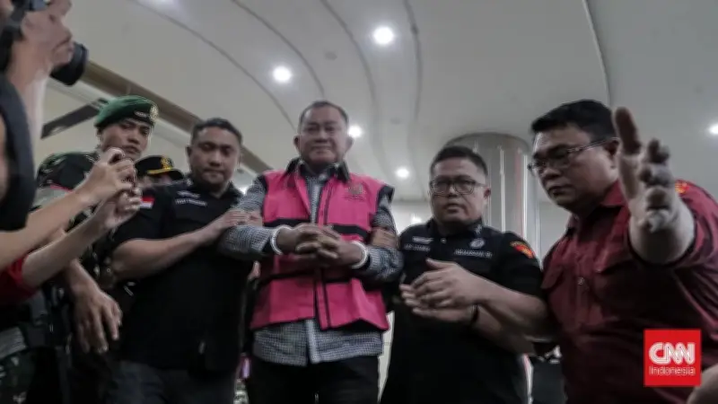 4 Pejabat Tersandung Korupsi dalam Sehari, Eks Kepala BGN dan Wamen Imipas Jadi Tersangka