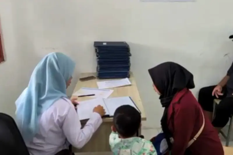 Admi Bersyukur, Anak Sulungnya Raih Peringkat 8 di Sekolah Rakyat