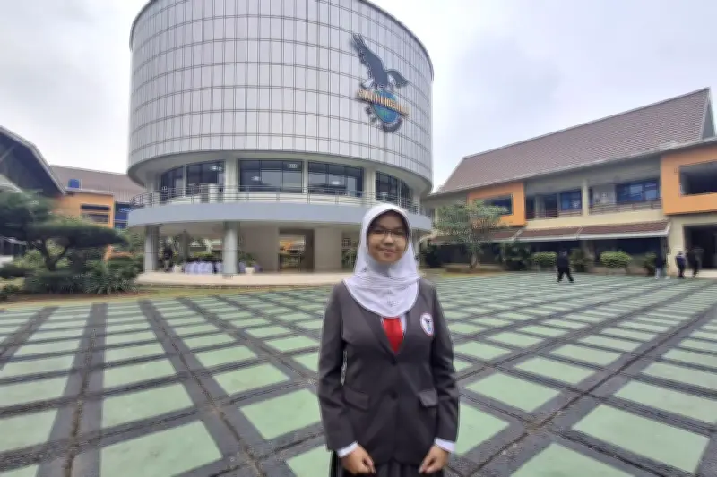 Anak Ojol Kuliah ke Luar Negeri Berkat Beasiswa Garuda Sarjana