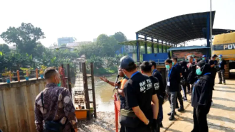 Anggota Dewan PAN Berguru ke Pasukan Oranye soal Sampah Jakarta