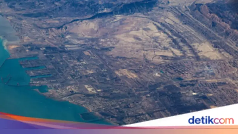 AS Lancarkan Serangan Balasan, Ledakan Terdengar di Pantai Selatan Iran