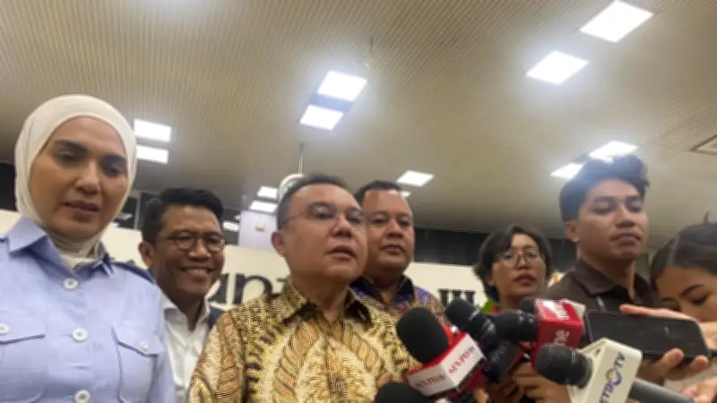 Aspirasi Publik di Balik Pencopotan Kepala BGN Dadan Hindayana