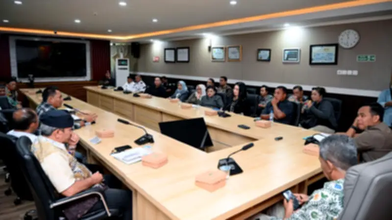 Atasi Kemacetan Pelabuhan Ketapang, Bupati Ipuk Ajukan Pelebaran Jalan dan Optimalisasi Dermaga