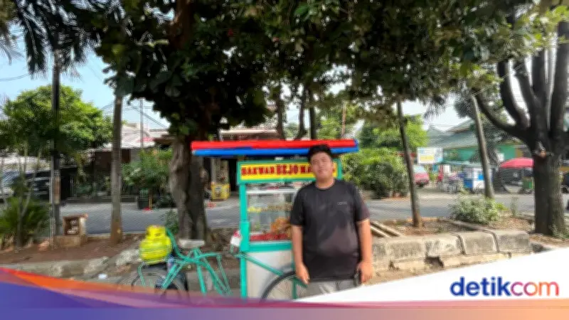 Bakso Malang Bejo Bertahan 20 Tahun, Kini Punya 6 Gerobak dan Omzet Rp10 Juta