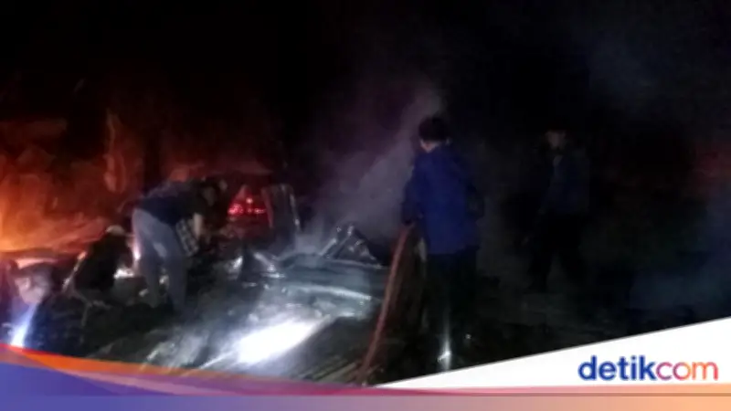 Balita Tewas Terjebak Kebakaran Saat Ayah Nonton Piala Dunia di Maros