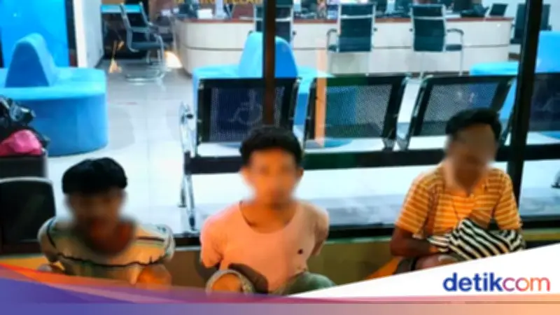 Bawa Sabu, Tiga Pemuda Diciduk Brimob Polda Metro di Warakas