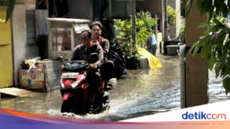 Biang Kerok Banjir Kepung Surabaya Saat Musim Kemarau