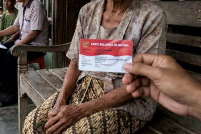 Cara Cek Desil Bansos DTSEN Online via HP dengan NIK KTP