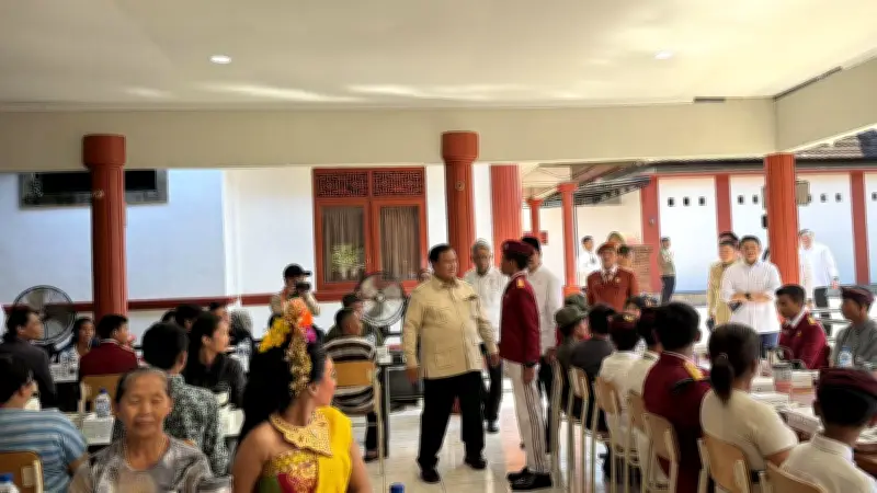 Curhat Siswa Sekolah Rakyat ke Prabowo: Trauma Bully Pulih Berkat Disiplin