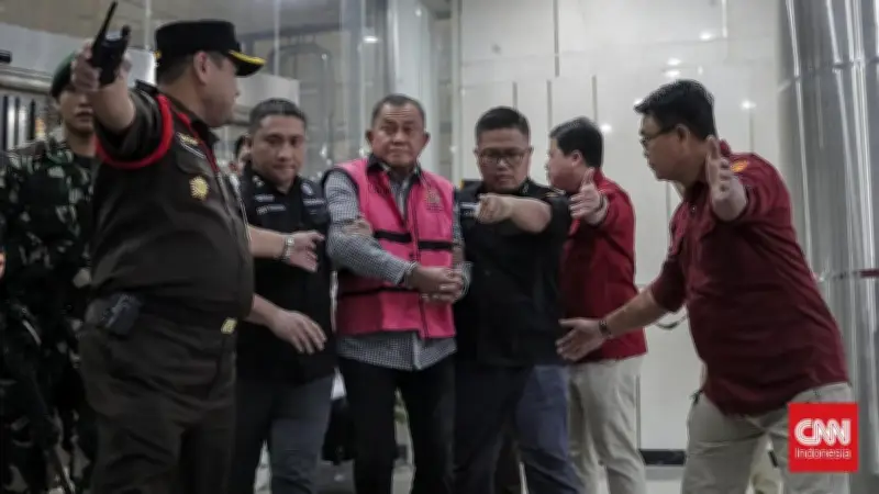 Daftar Mark Up Pengadaan yang Bikin Dadan Cs Raup Miliaran