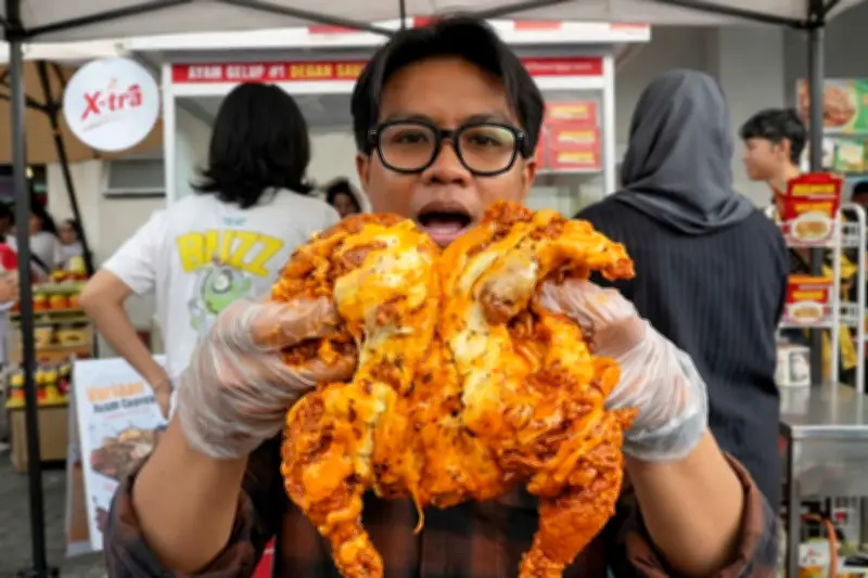 D'Celup Chicken Crispy X-tra Ramai Pembeli, Ayam Mulai Rp 10.000