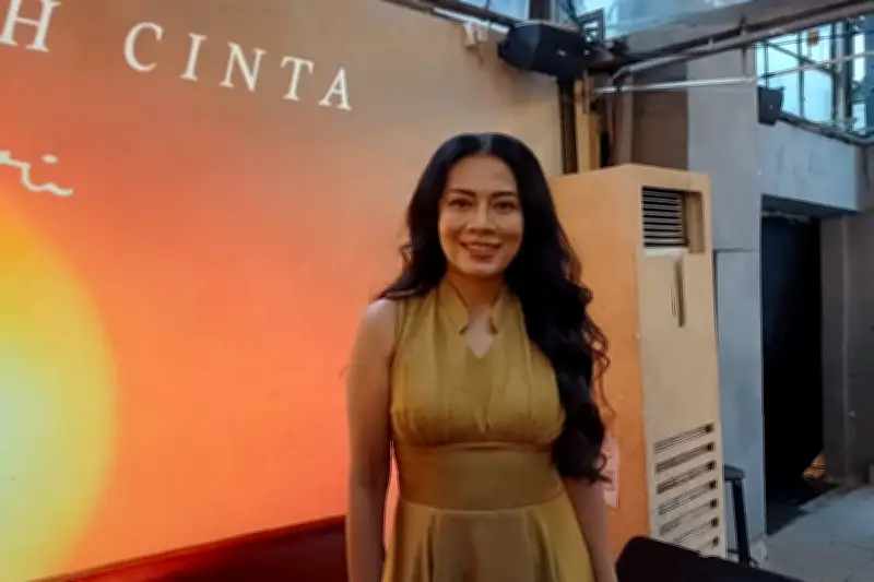 Dee Lestari Masukkan Lagu Perahu Kertas ke Album Baru