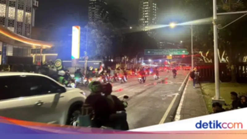 Demo Mahasiswa di Patung Kuda Bubar, Lalu Lintas Kembali Normal