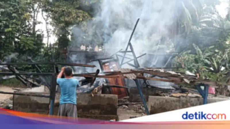 Depresi, Pria di Pandeglang Nekat Bakar Rumah Sendiri