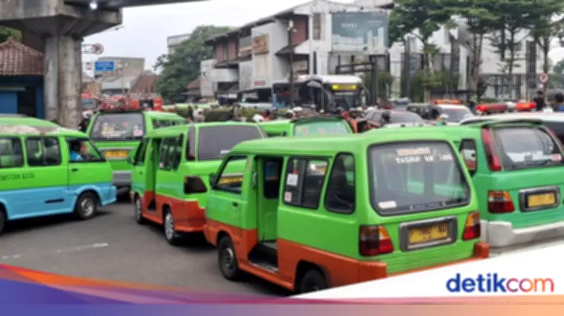Dishub Bogor Tertibkan 1.780 Angkot Tua Berusia di Atas 20 Tahun