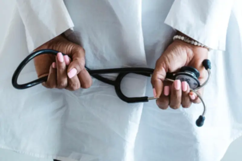Dokter Anak Malaysia Ditahan di Australia Atas 33 Dakwaan Pencabulan