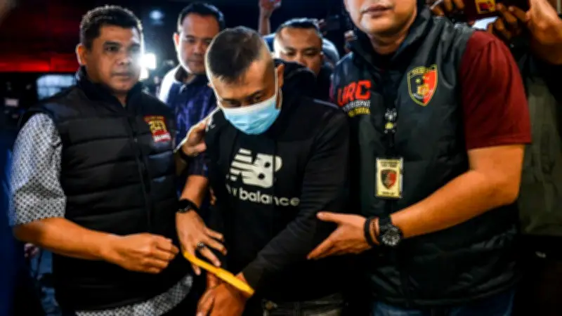 DPR Desak Taufik Hidayat Dijerat Pasal Berlapis hingga Hukuman Kebiri