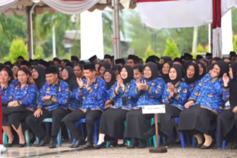 DPR Dorong APBN Biayai Gaji PPPK dan PPPK Paruh Waktu