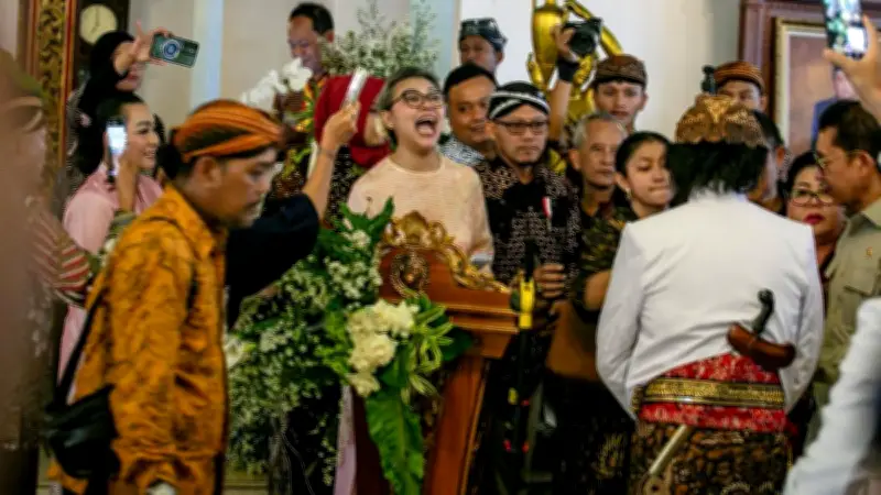 Dua Kubu Keraton Solo Gelar Kirab Suro, Wali Kota Diminta Jadi Penengah
