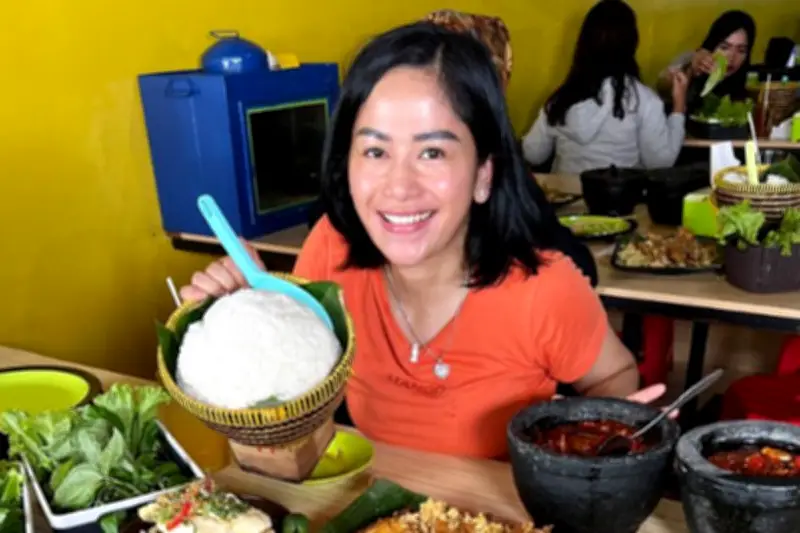 Farida Nurhan Bongkar Tawaran Review Makan Gratis dari Restoran Besar