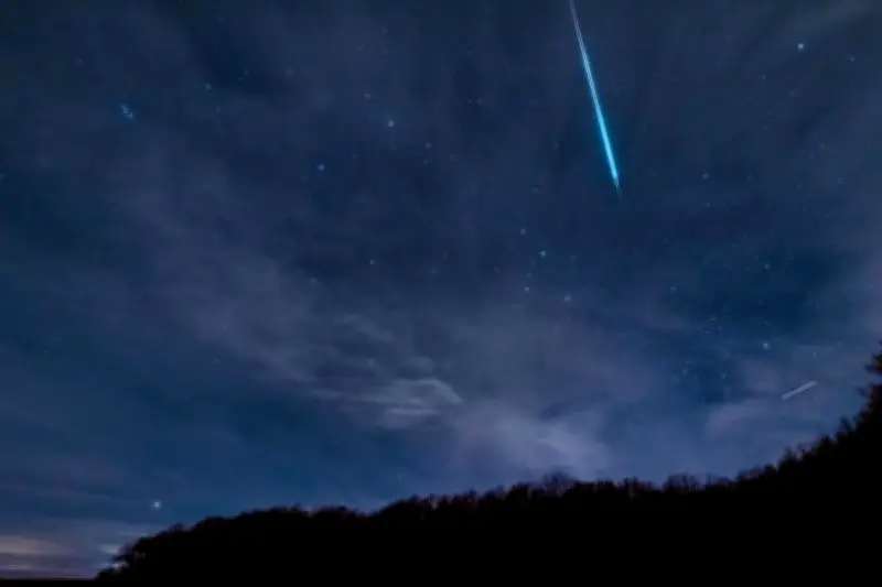 Fenomena Astronomi Juli 2026: Hujan Meteor dan Bulan Purnama