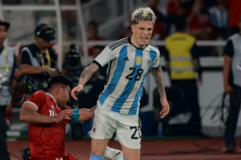 Foto Garnacho Pakai Jersey Portugal di Piala Dunia 2026 Ternyata Hasil AI