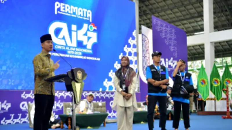 Gibran Ajak Santri Berwirausaha Hadapi Bonus Demografi 2030-2045