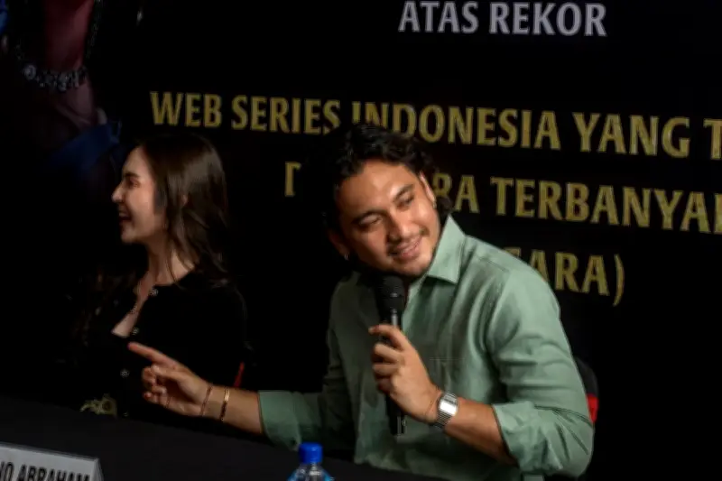Giorgino Abraham Santai Disematkan Julukan Aktor Adegan Dewasa